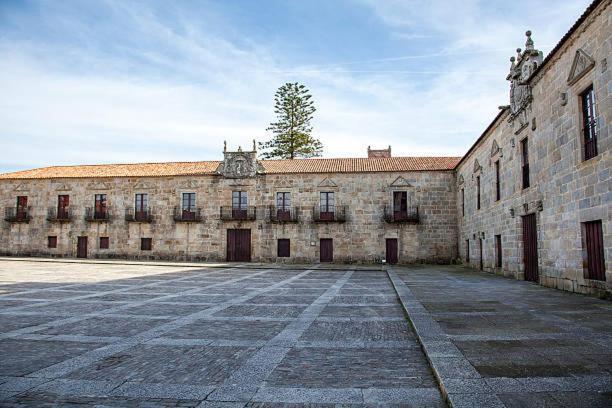 Apartamento A Chilena Cambados Bagian luar foto